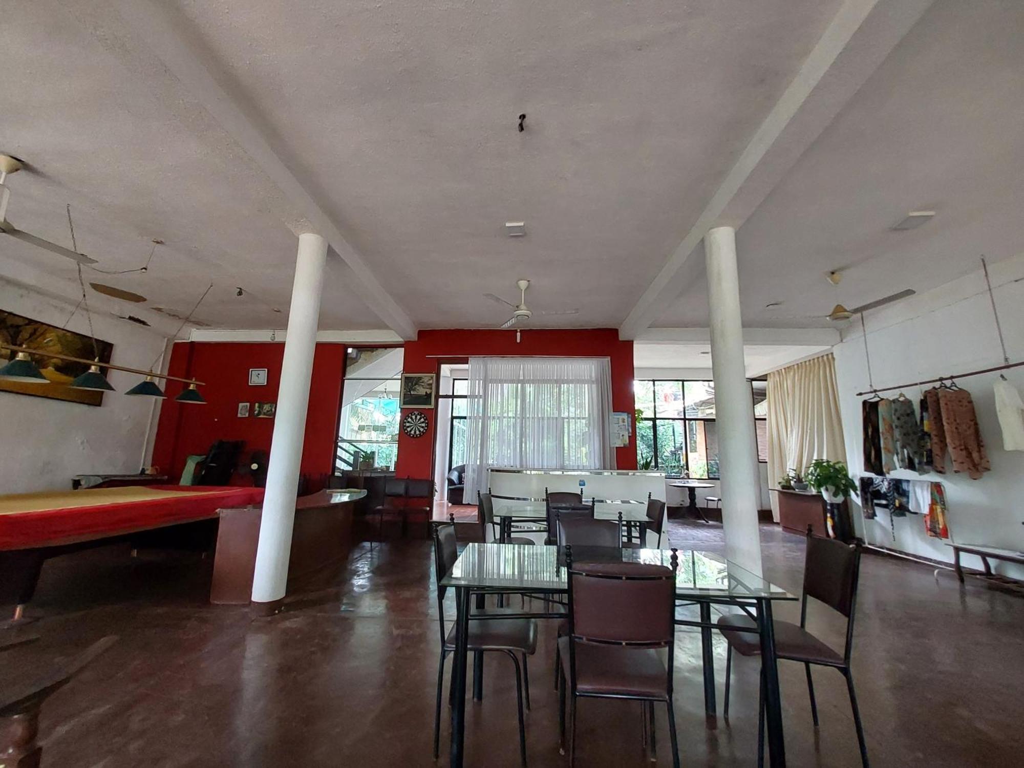 Lake Wave Hotel Anuradhapura Exterior foto