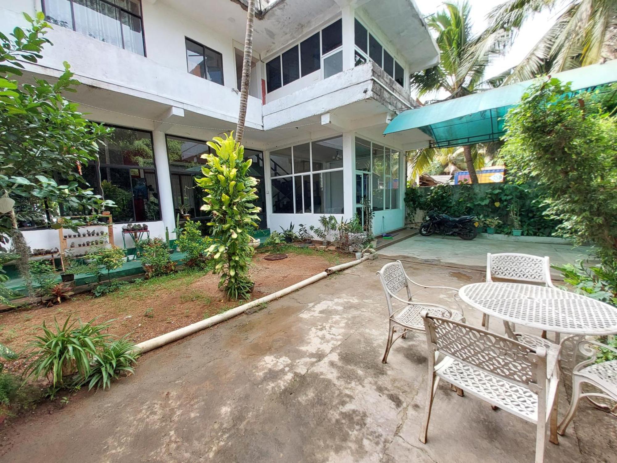 Lake Wave Hotel Anuradhapura Exterior foto